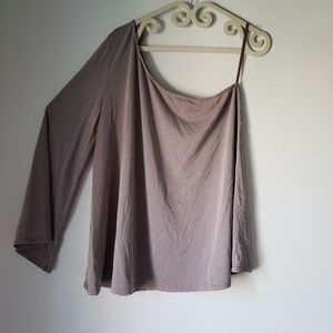 🛍Green Envelope one cold shoulder top